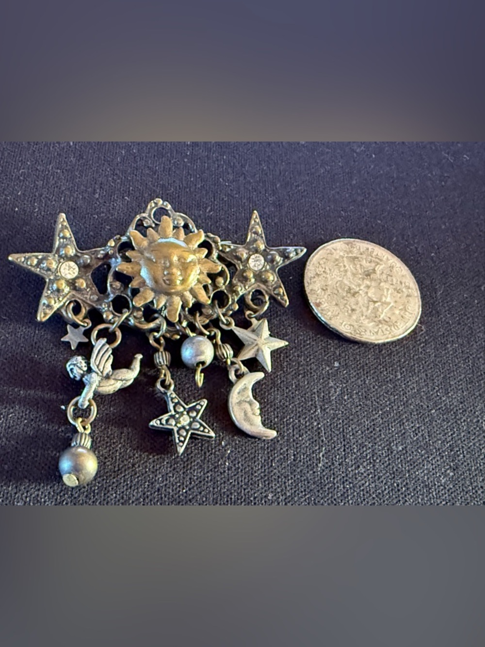 Vintage Sun & Stars Dangle Charm Brooch Pin Gold-Tone Sun Face articulated - Picture 10 of 10